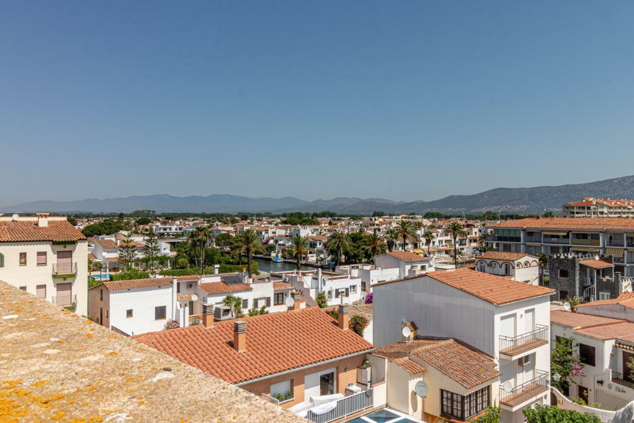 Apartaments Bt Vent De Garbi Empuriabrava Dış mekan fotoğraf